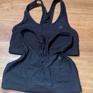 Medium black sports bra